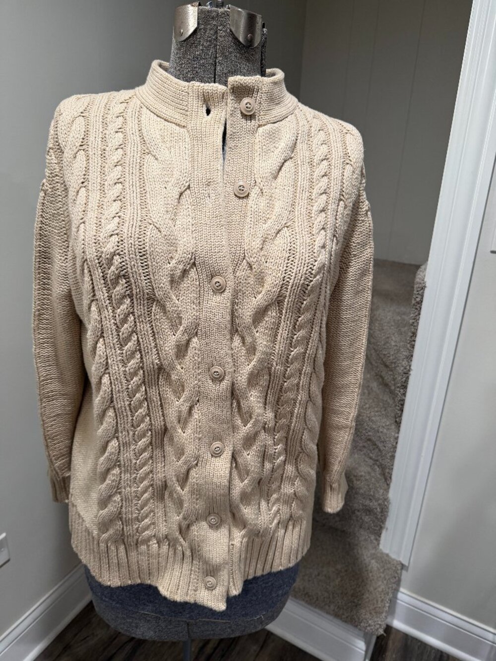 L.L.Bean Fisherman Cable Knit Cardigan Women’s XL Petite Beige Cotton Sweater